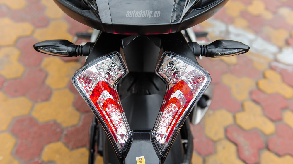 Soi chi tiết Bajaj Pulsar RS200 Demon Black đầu tiên tại Việt Nam bajaj pulsar RS200 (15).jpg