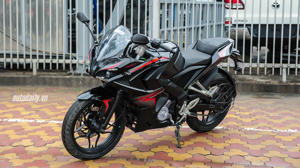 Soi chi tiết Bajaj Pulsar RS200 Demon Black đầu tiên tại Việt Nam bajaj pulsar RS200 (2).JPG