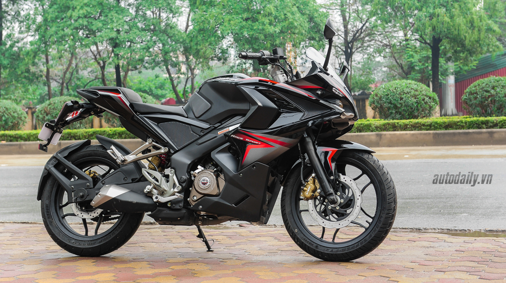 Soi chi tiết Bajaj Pulsar RS200 Demon Black đầu tiên tại Việt Nam bajaj pulsar RS200 (22).JPG