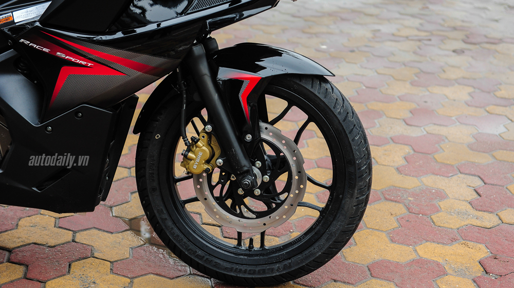 Soi chi tiết Bajaj Pulsar RS200 Demon Black đầu tiên tại Việt Nam bajaj pulsar RS200 (5).JPG