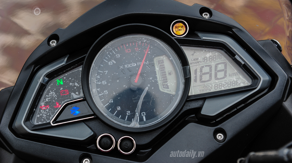 Ảnh chi tiết Bajaj Pulsar AS200 tại Hà Nội Pulsar AS200  (5).jpg