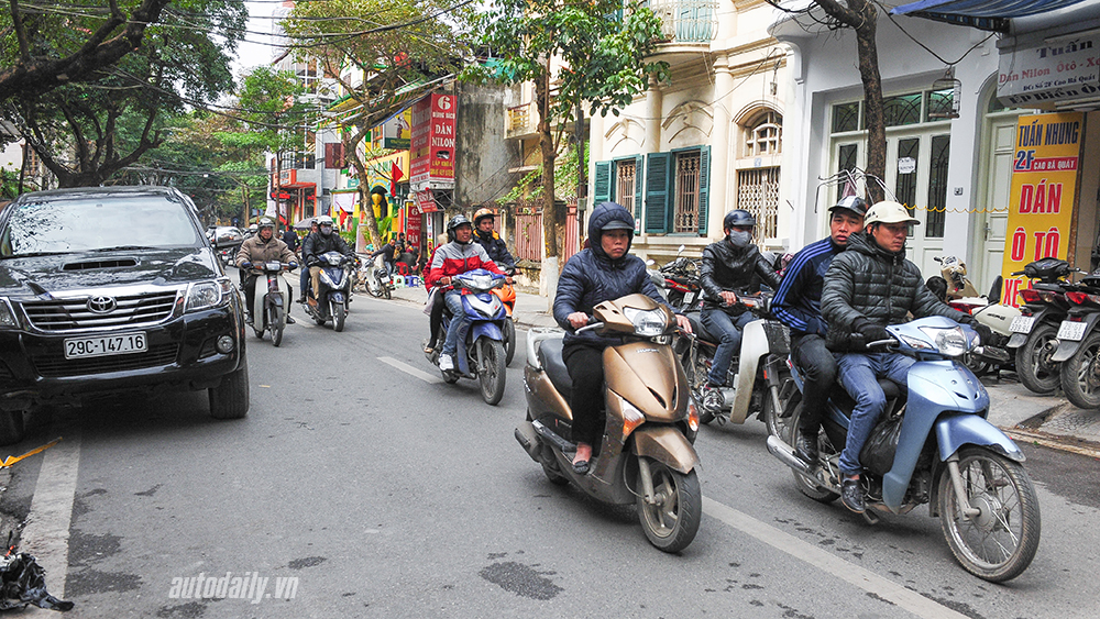 Cận Tết, thi nhau đi 