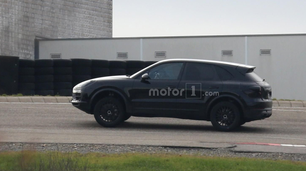 Porsche Cayenne 2018 lần đầu lộ diện trên đường thử cayenne 2018 (1).JPG