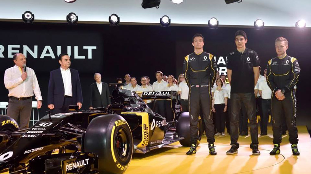 Renault công bố kế hoạch phát triển bộ phận xe thể thao tay-dua-renault.jpg