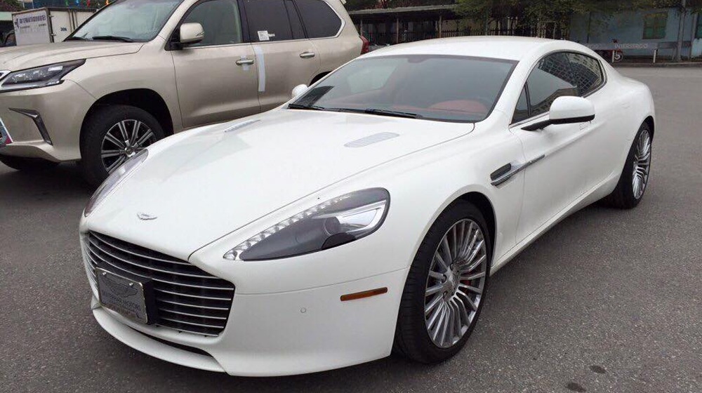 “Nữ hoàng” Aston Martin Rapide S thứ 2 về Việt Nam Aston Martin Rapide S (1).JPG