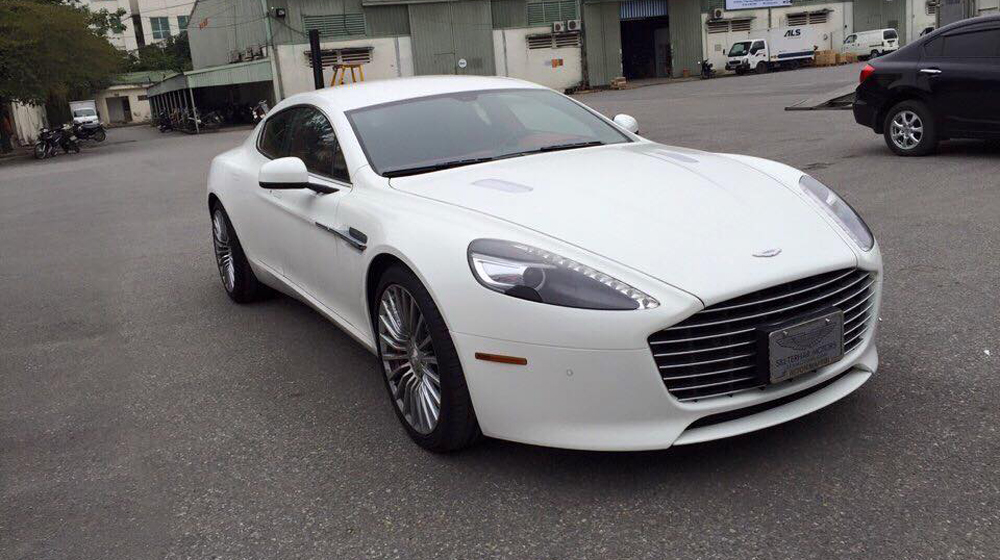 “Nữ hoàng” Aston Martin Rapide S thứ 2 về Việt Nam Aston Martin Rapide S (4).jpg