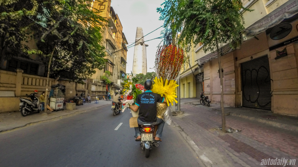 Không khí Tết tràn ngập đường phố Sài Gòn Phong_su_anh_Tet_2016 (17).jpg