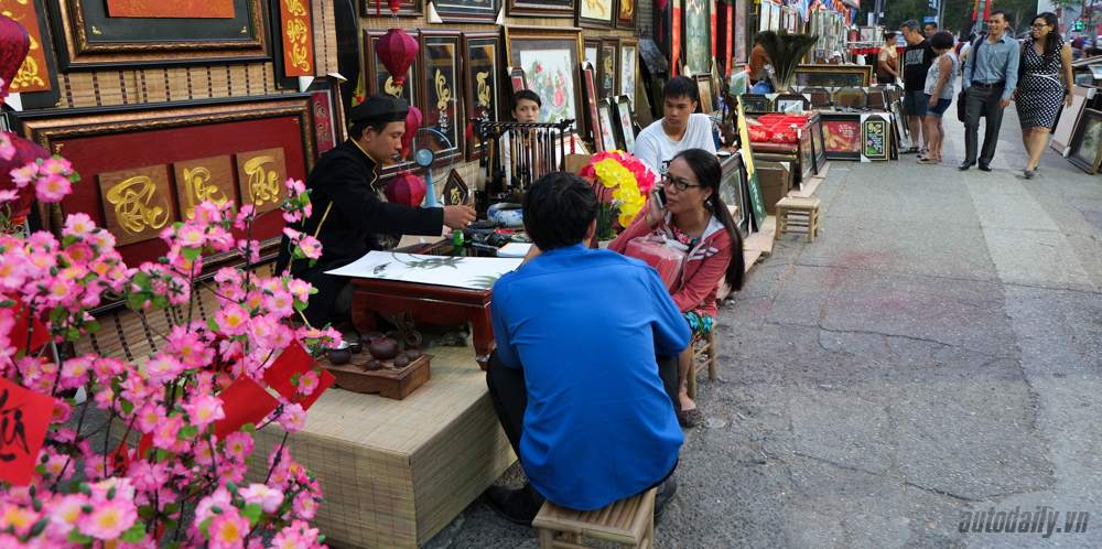 Không khí Tết tràn ngập đường phố Sài Gòn Phong_su_anh_Tet_2016 (4).jpg