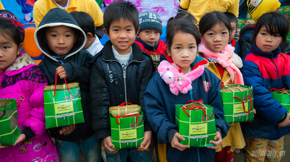 Chevrolet Colorado và hành trình “bánh chưng xanh gửi xuân yêu thương” TU THIEN GM VN (1).jpg