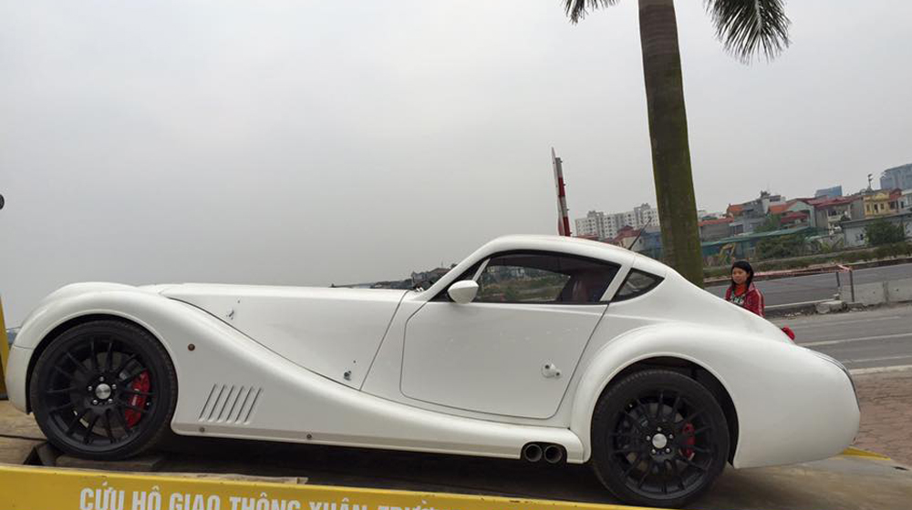 Xe thân gỗ Morgan Aero 8 SuperSport đầu tiên về Việt Nam Morgan Aero  (7).JPG