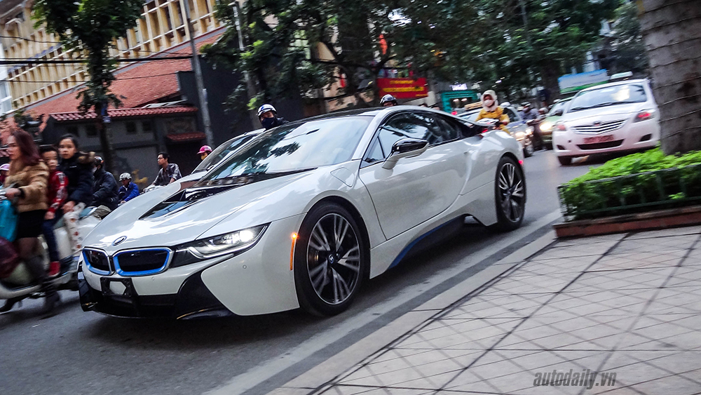 Dàn siêu xe xuống phố đón Tết tại Hà Nội Dàn xe xuống phố đón tết (24)-1.jpg