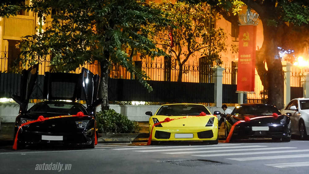 Dàn siêu xe xuống phố đón Tết tại Hà Nội Dàn xe xuống phố đón tết (7).jpg