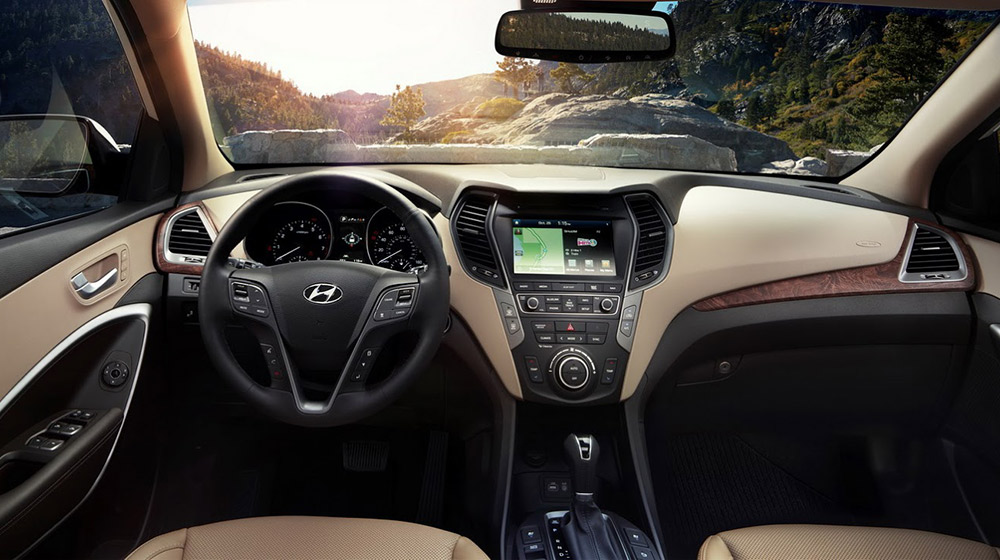 Hyundai vén màn SantaFe và SantaFe Sport 2017 2017-Sante-FE-4.jpg