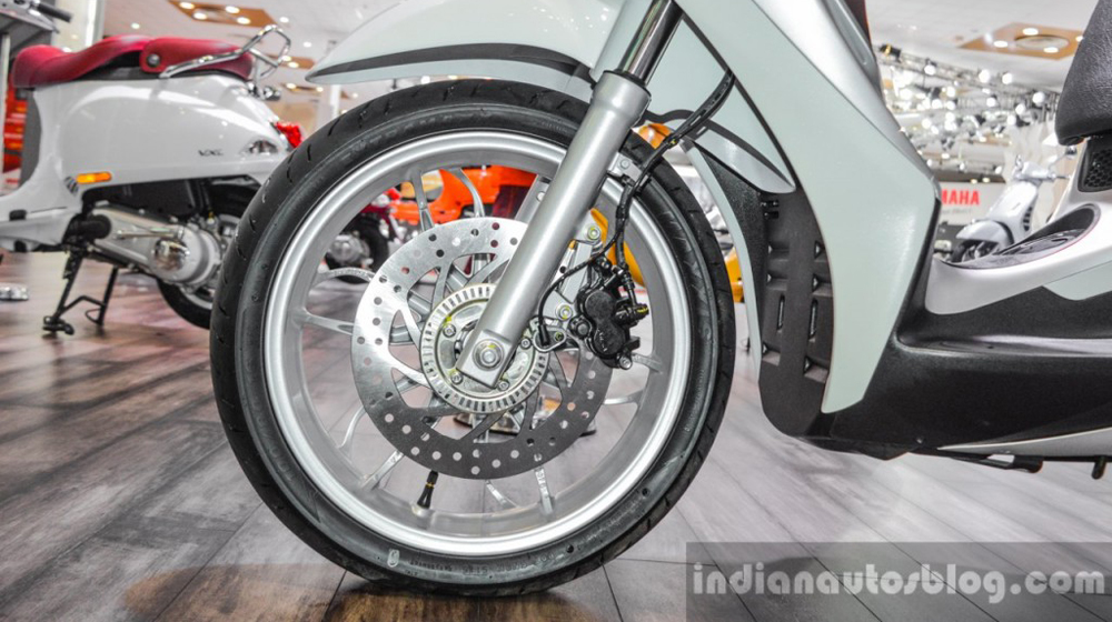 Cận cảnh Piaggio Medley 125 ABS 2016 “bằng xương, bằng thịt” Piaggio-Medley-125-ABS (6).JPG