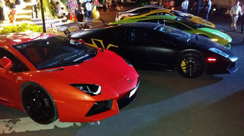 Điểm mặt những siêu xế khủng mang dấu ấn đại gia Minh “nhựa” minh nhưa (2).jpg