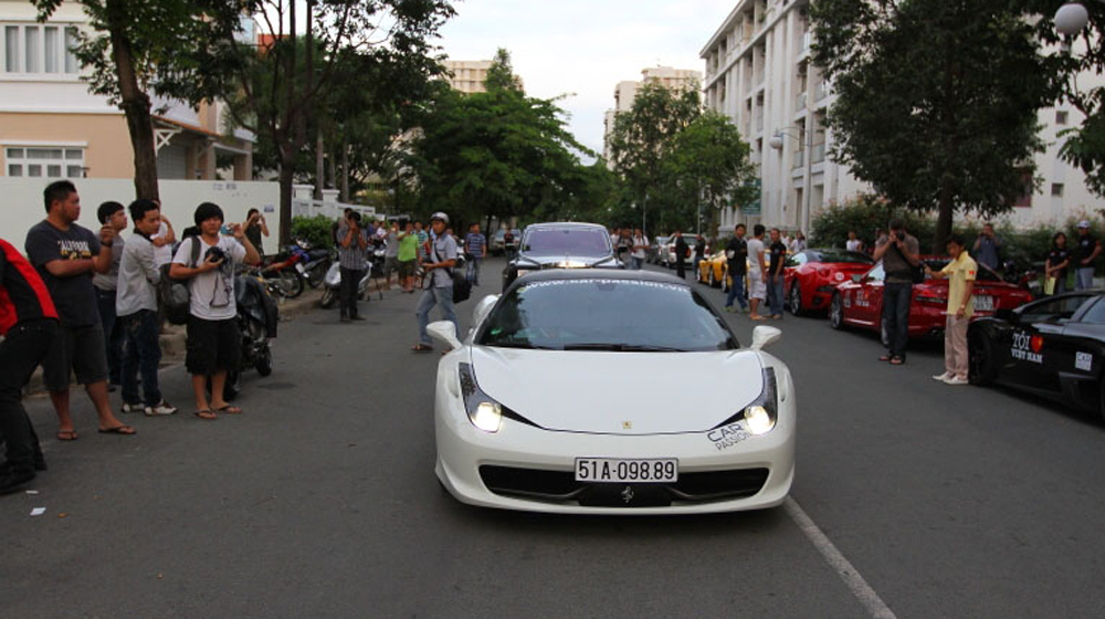 Điểm mặt những siêu xế khủng mang dấu ấn đại gia Minh “nhựa” minh nhua (2).JPG