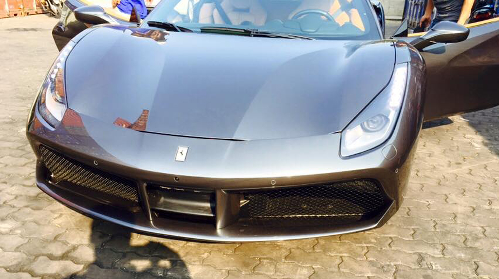 Siêu ngựa Ferrari 488 GTB đầu tiên về Việt Nam Ferrari 488 GTB (1).jpg