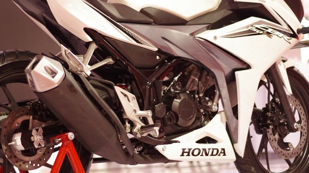 Honda CBR150R 2016 chính thức ra mắt, giá từ 2.413 USD new-2016-Honda-CBR-150R-062 copy.JPG