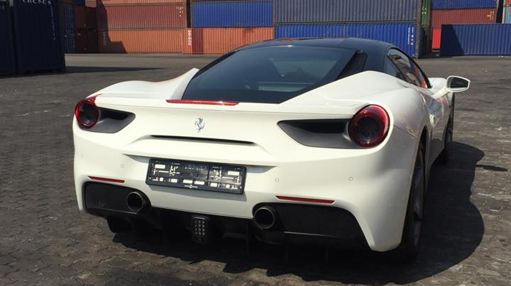 Ảnh chi tiết 3 siêu xe Ferrari 488 GTB vừa về Việt Nam Ferrari  (10).jpg