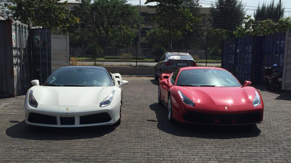 Ảnh chi tiết 3 siêu xe Ferrari 488 GTB vừa về Việt Nam Ferrari  (3).JPG