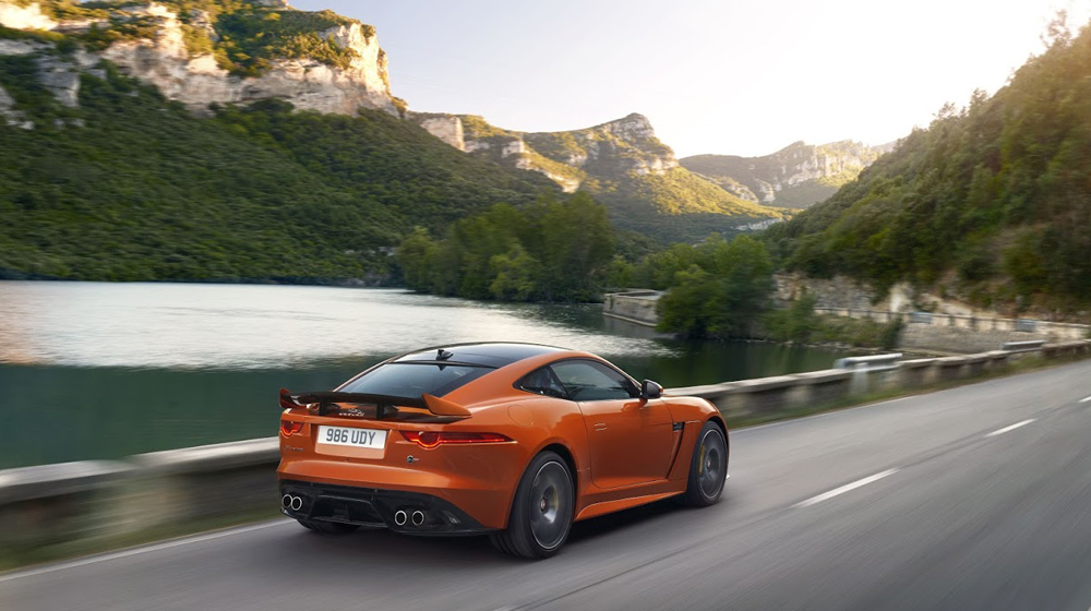 Jaguar F-Type SVR chốt giá từ 127.000 USD Jaguar F-Type SVR 24 copy.jpg