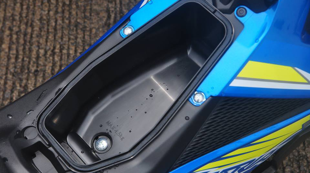 Ảnh chi tiết Suzuki Satria Fi 2016 Suzuki_Raider_2016 (11).jpg