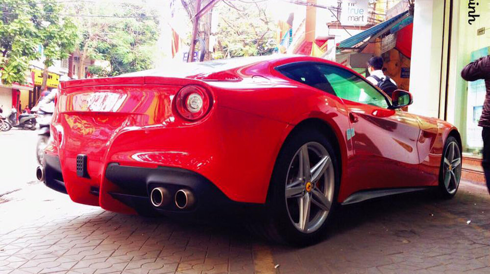 Ferrari F12 Berlinetta lăn bánh sau 2 năm 