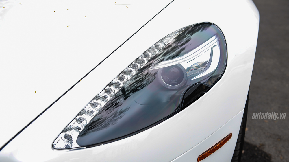 Chạm mặt “nữ hoàng” Aston Martin Rapide S giữa lòng Hà Nội aston Martin  (2).jpg