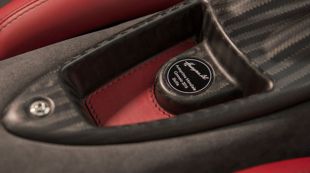 Ảnh chi tiết Pagani Huayra BC vừa ra mắt Pagani Huayra BC21 copy.JPG