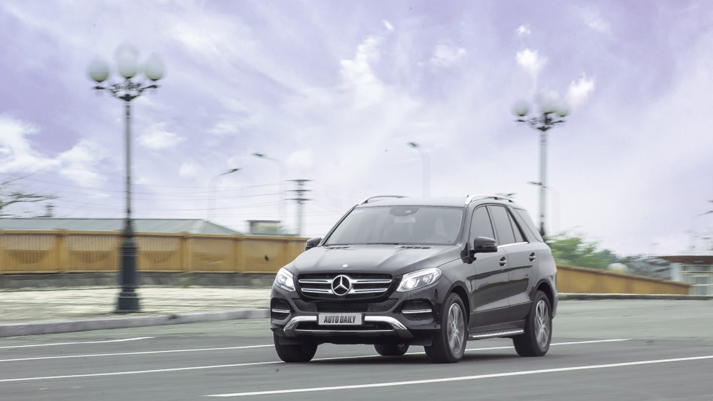 Đánh giá Mercedes-Benz GLE400 4Matic: Bước chuyển mình ngoạn mục Mercedes GLE Test Drive (59).JPG