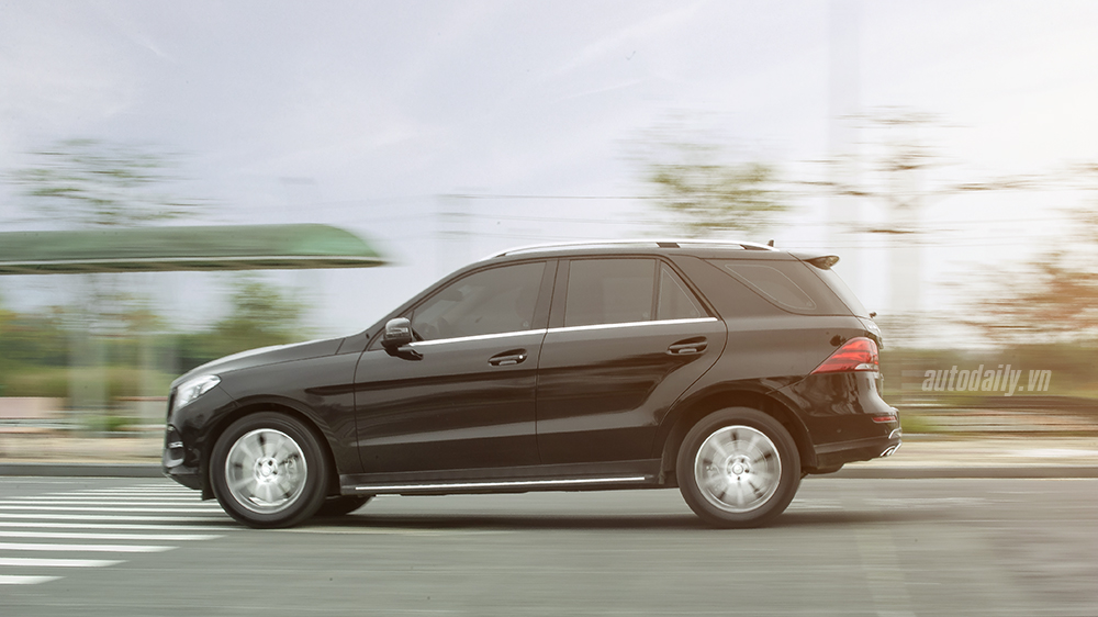 Đánh giá Mercedes-Benz GLE400 4Matic: Bước chuyển mình ngoạn mục Mercedes GLE Test Drive (62).JPG