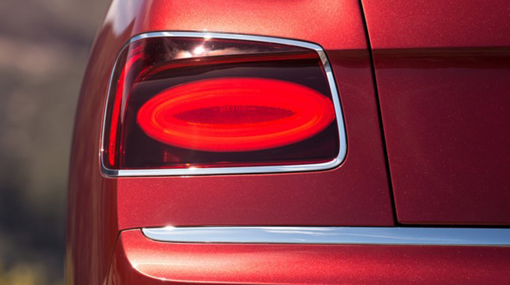 Ảnh chi tiết Bentley Flying Spur V8 S bentley-flying-spur-v8-s (5).jpg