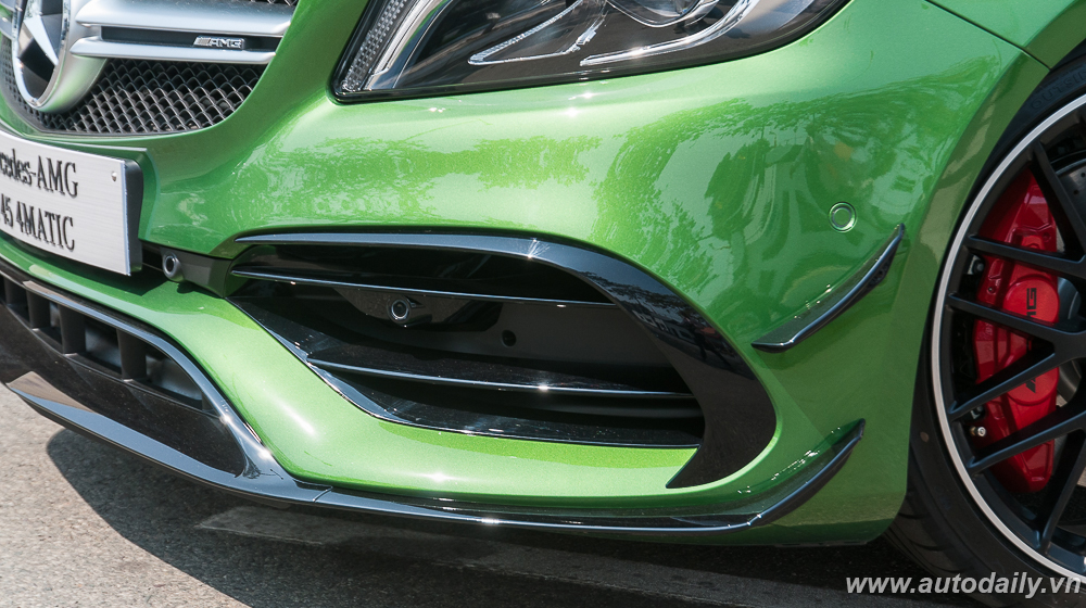 Ảnh chi tiết Mercedes A-Class 2016 tại Việt Nam A-Class_2016 (18).jpg