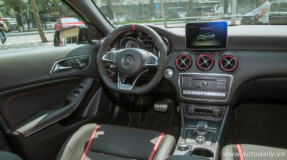 Chi tiết Mercedes-Benz A-Class 2016 tại Việt Nam A-Class_2016 (28).jpg