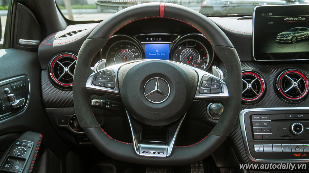 Chi tiết Mercedes-Benz A-Class 2016 tại Việt Nam A-Class_2016 (29).jpg