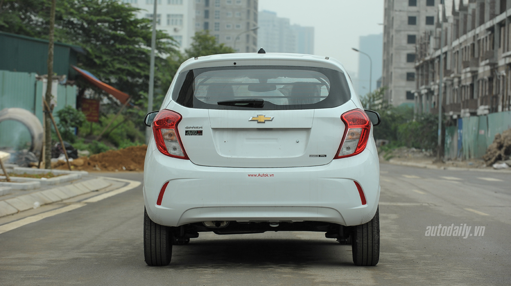 Chi tiết Chevrolet Spark Van 2016 đầu tiên về Việt Nam Chevrolet Spark 2016 (8).jpg