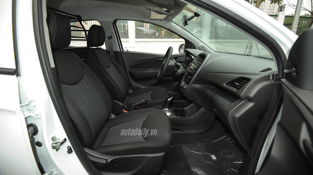 Chi tiết Chevrolet Spark Van 2016 đầu tiên về Việt Nam Chevrolet Spark 2016 (24).jpg