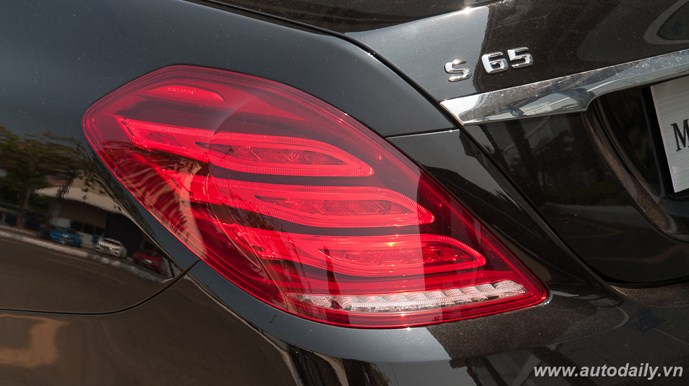 Ảnh chi tiết Mercedes-AMG S 65 chính hãng tại Việt Nam Mercedes-AMG_S_65 (12).jpg
