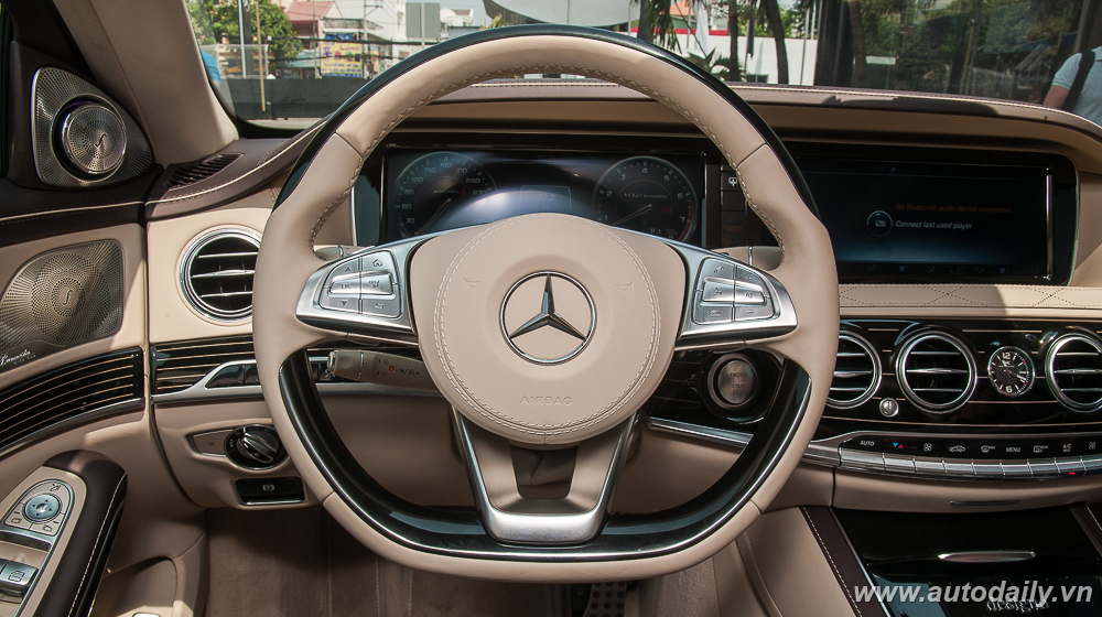 Ảnh chi tiết Mercedes-AMG S 65 chính hãng tại Việt Nam Mercedes-AMG_S_65 (15).jpg