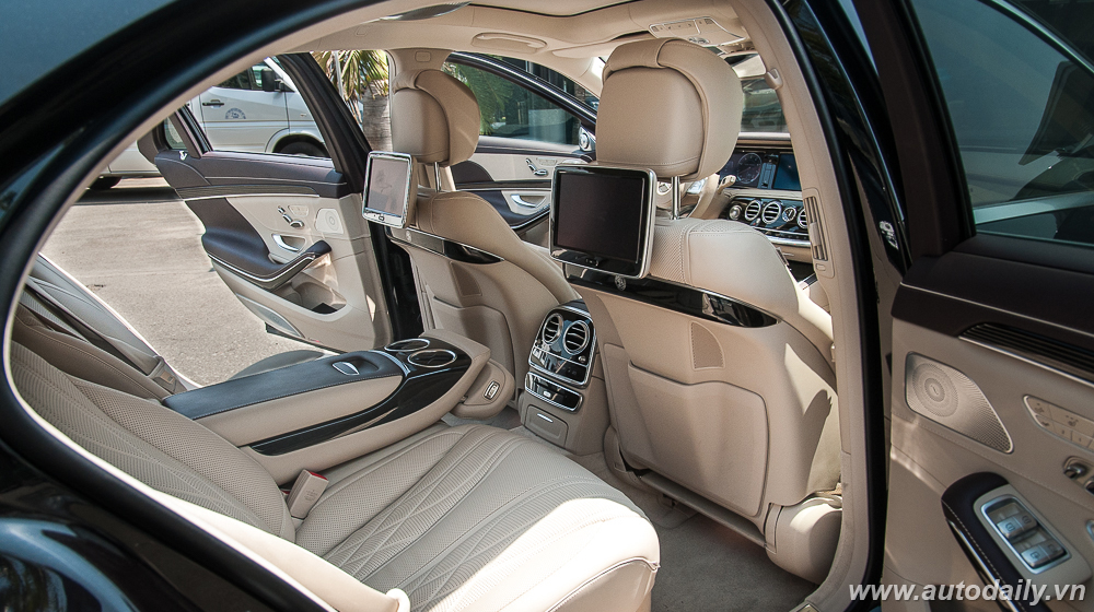 Ảnh chi tiết Mercedes-AMG S 65 chính hãng tại Việt Nam Mercedes-AMG_S_65 (8).jpg