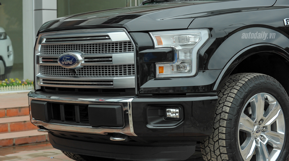 Cận cảnh cặp đôi Ford F-150 Platinum 2015 mới về Hà Nội FOrd F150 2015 (6).jpg