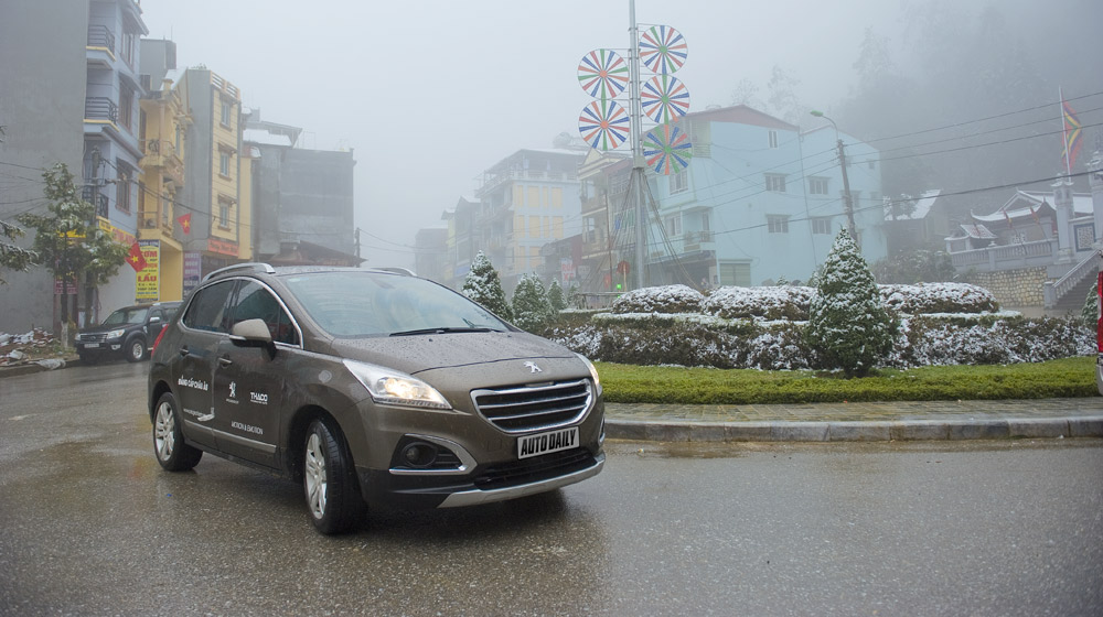 Thử “chất châu Âu” của Peugeot 3008 trên đường tuyết Sapa Peugeot 3008 (8).jpg