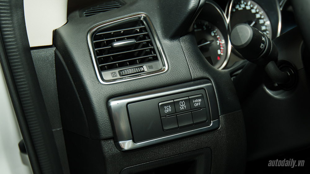 Ảnh chi tiết Mazda CX-5 2016 tại Việt Nam mazda cx-5 2016 (11).jpg