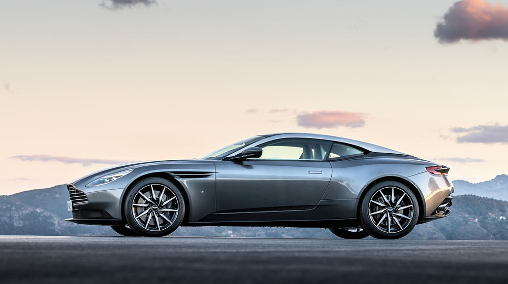 Siêu xe Aston Martin DB11 chính thức lộ diện Aston-Martin-DB11_CS3 copy.jpg