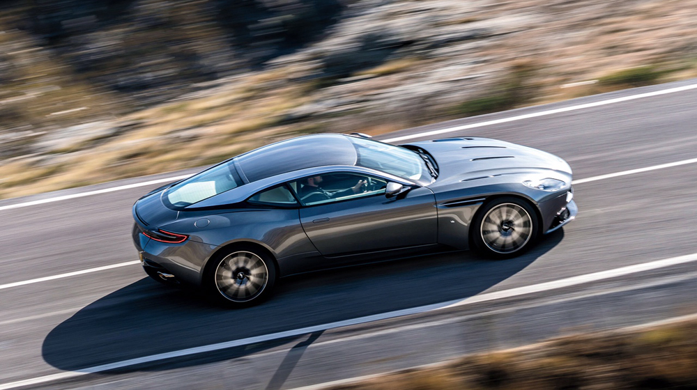 Siêu xe Aston Martin DB11 chính thức lộ diện Aston-Martin-DB11_CS4 copy.jpg