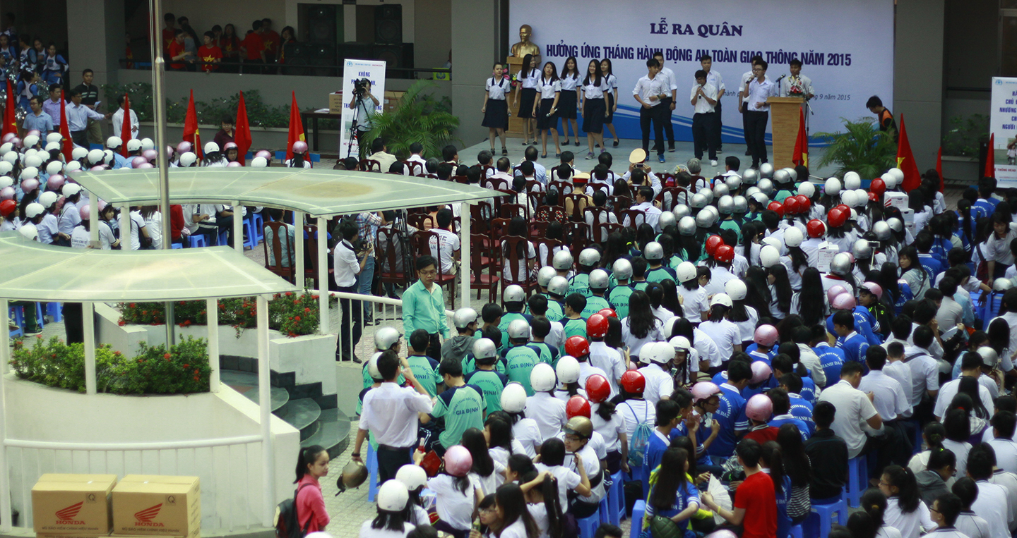 Nhìn lại hoạt động lái xe an toàn của Honda Việt Nam năm 2015 Honda_VN (2).JPG