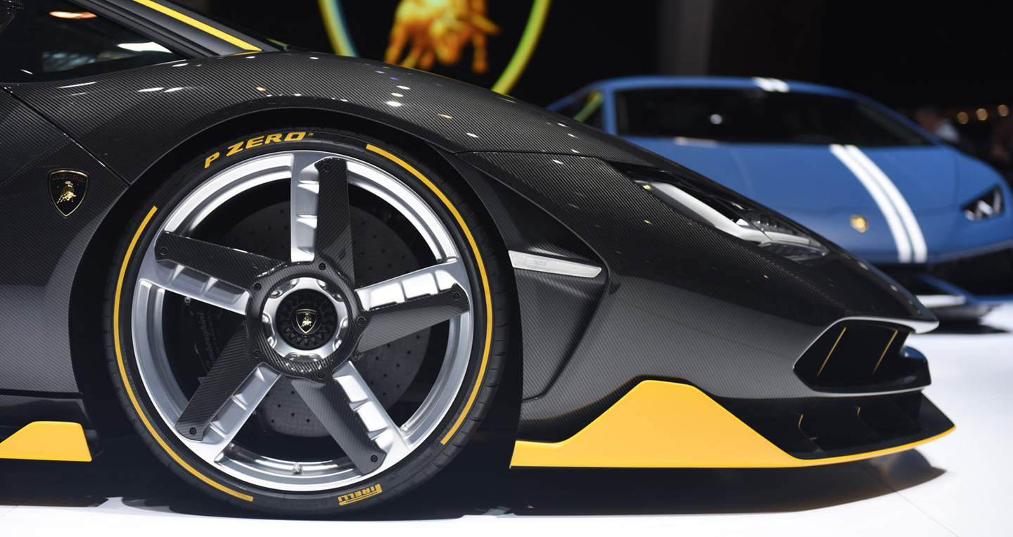 Lamborghini trình làng siêu bò Centenario giá 1,9 triệu USD Lamborghini-Centenario18 copy.jpg