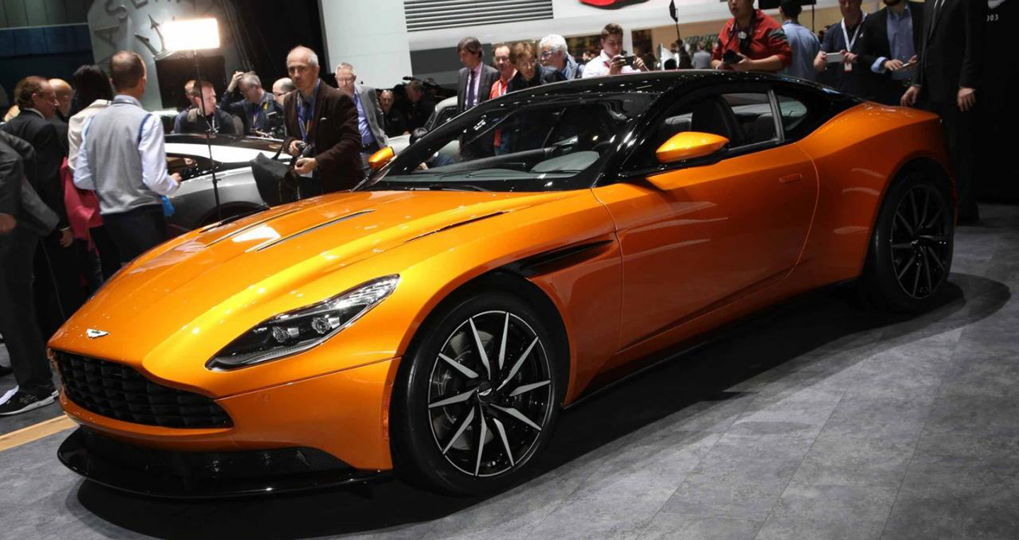 Aston Martin DB11 kiêu hãnh trên sân khấu Geneva 4675531661095144638 copy.jpg