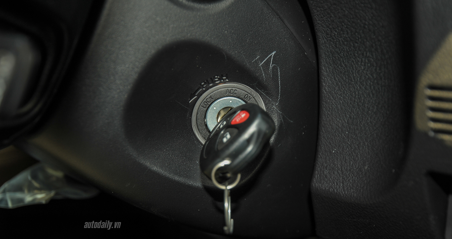 Ảnh chi tiết Toyota 4Runner SR5 2016 tại Hà Nội toyota 4runner 2016 (30).JPG