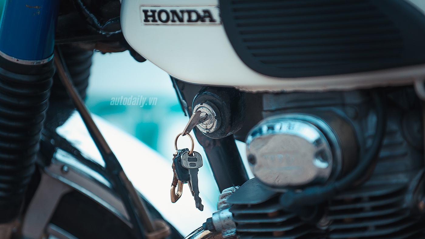 Ngắm vẻ đẹp hoài cổ của Honda CL350 Scrambler tại Hà Nội Honda CL350 (39).JPG